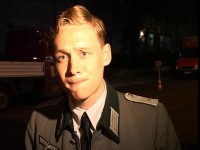 Schauspieler Matthias Schweighöfer bei den Valkyrie Dreharbeiten am Bendlerblock