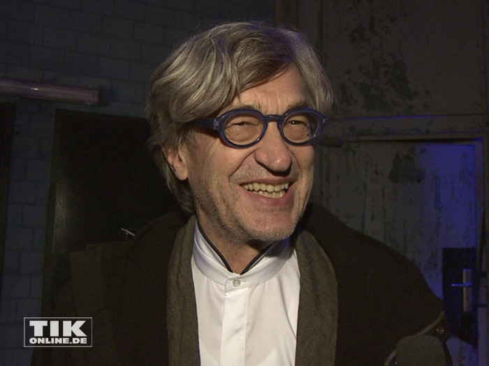 Ein bestens gelaunter Wim Wenders auf der Weihnachtsfeier 2014 des Medienboard Berlin-Brandenburg